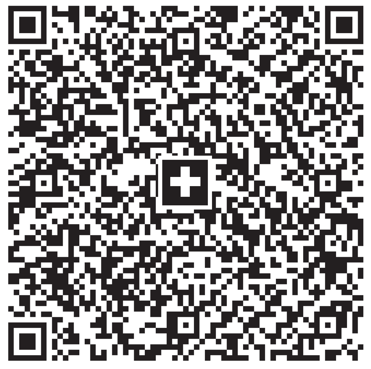 Zwei geöffnete Hände eines Kindes halten eine große Menge verschiedener Münzen. Die Hände liegen auf einer rustikalen, graubraunen Holzoberfläche. Das Kind
                            trägt eine blau melierte, weiche Jacke, deren Ärmel leicht hochgerollt sind. Die Münzen sind bunt gemischt und wirken wie gesammeltes Kleingeld. 